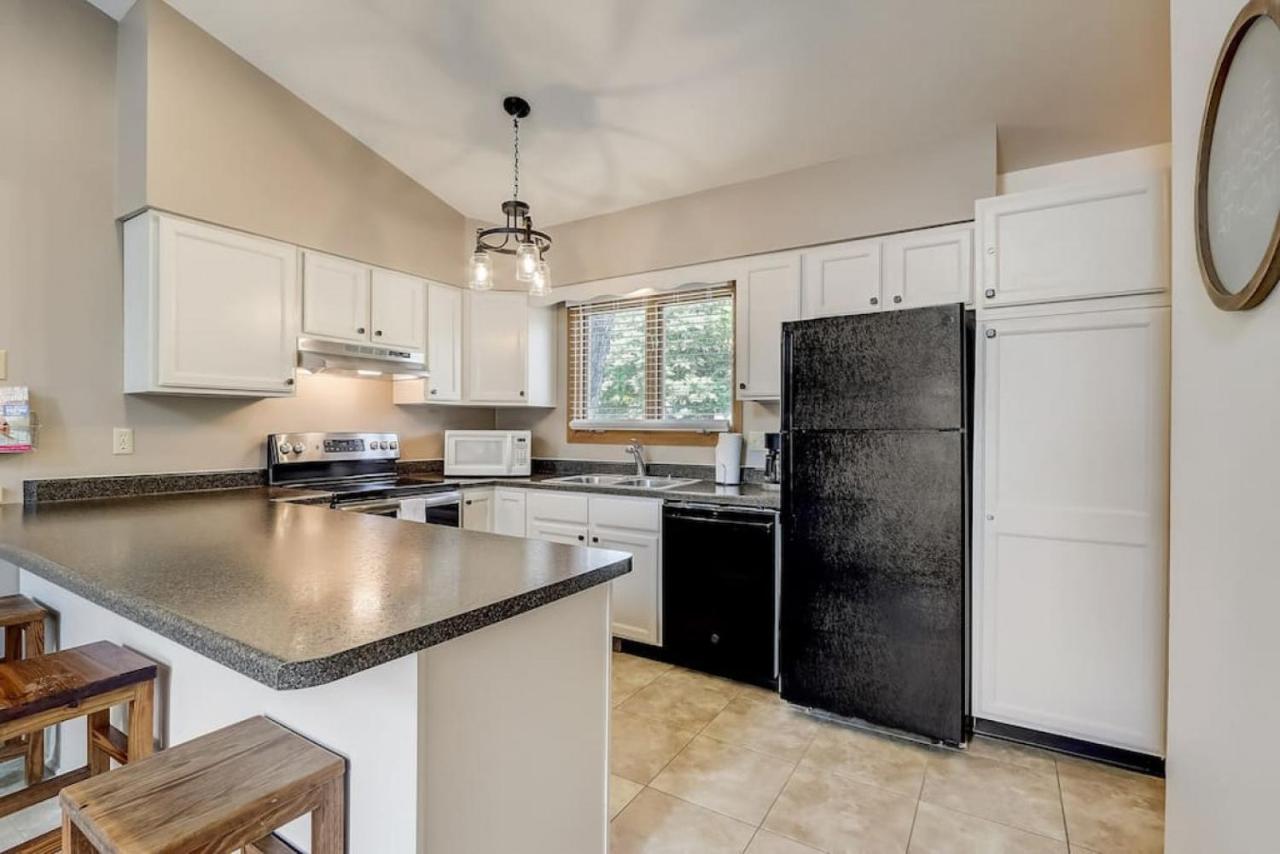 Grace Jo Vacation Home At Tamarack Highland 5 Уисконсин Делс Екстериор снимка