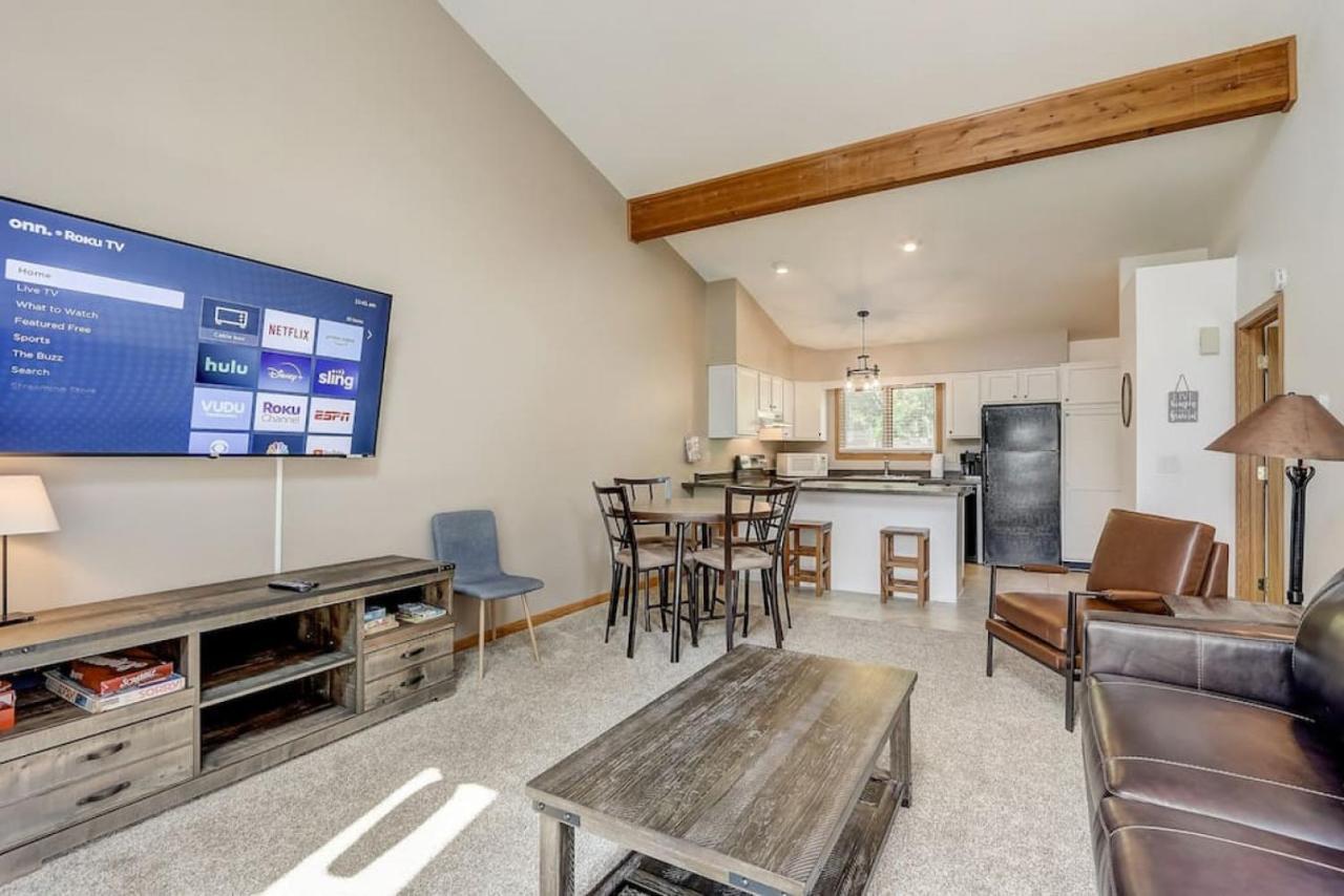 Grace Jo Vacation Home At Tamarack Highland 5 Уисконсин Делс Екстериор снимка